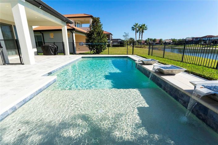 Image No.34-5 Bed Property for sale