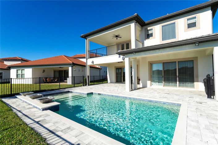 Image No.36-5 Bed Property for sale