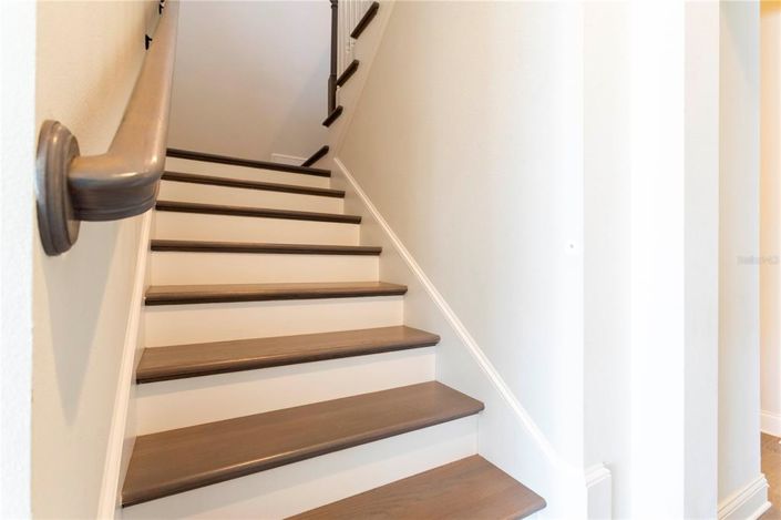 Image No.40-5 Bed Property for sale