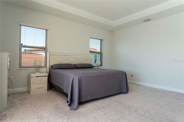 Image No.46-5 Bed Property for sale