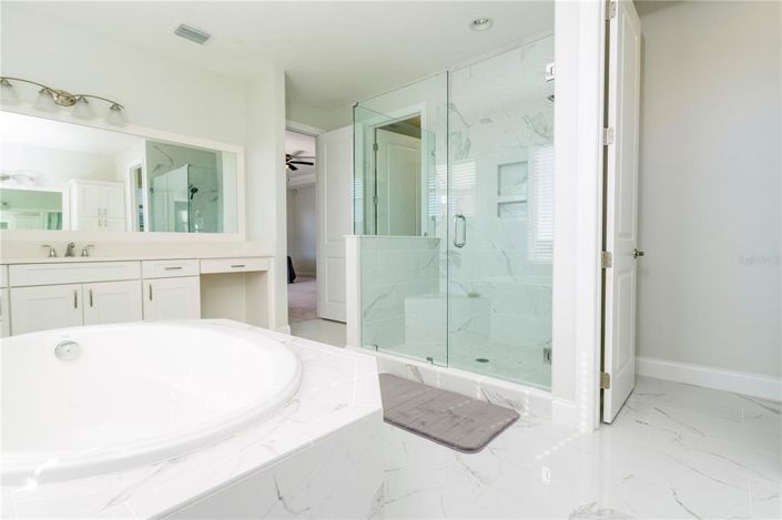 Image No.53-5 Bed Property for sale