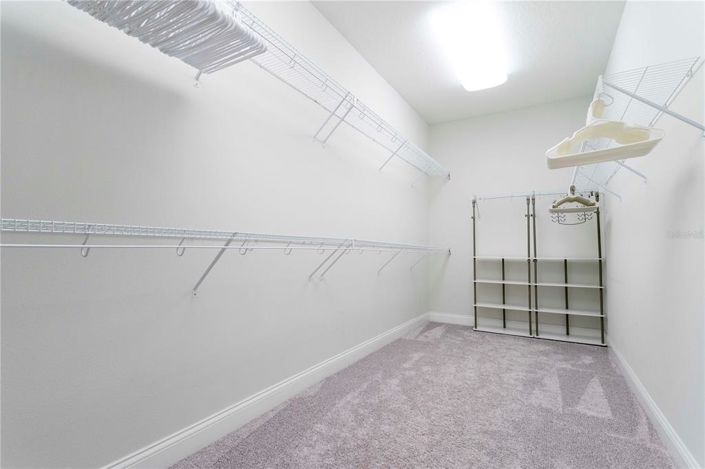 Image No.55-5 Bed Property for sale