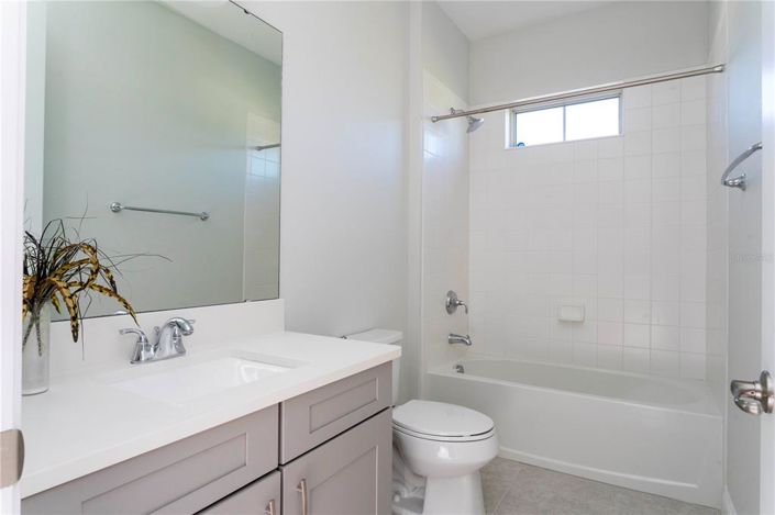 Image No.58-5 Bed Property for sale