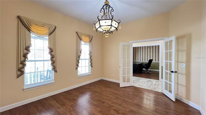 Image No.17-4 Bed Property for sale