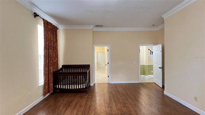 Image No.37-4 Bed Property for sale