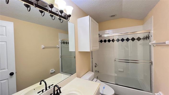 Image No.52-4 Bed Property for sale