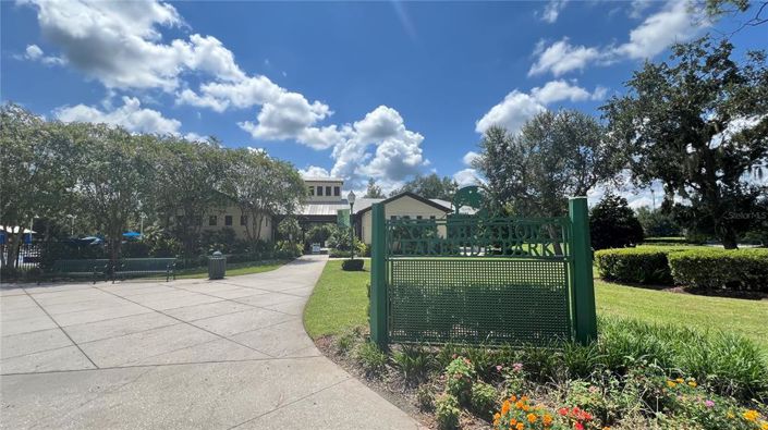 Image No.69-4 Bed Property for sale