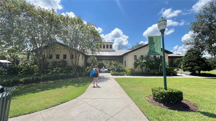 Image No.71-4 Bed Property for sale