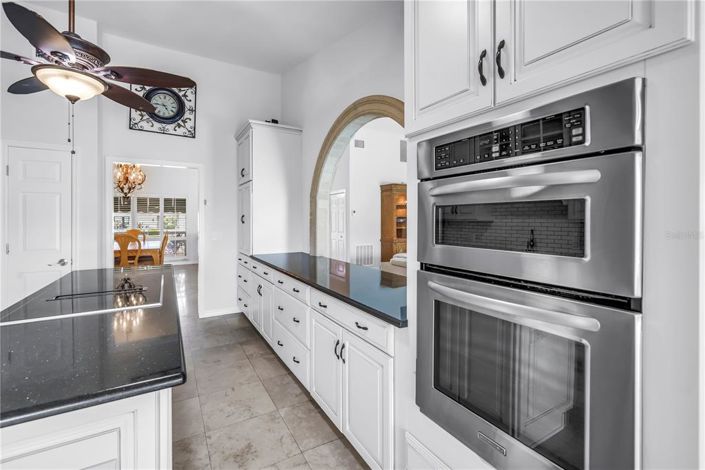 Image No.19-3 Bed Property for sale