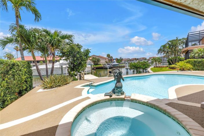 Image No.7-3 Bed Property for sale