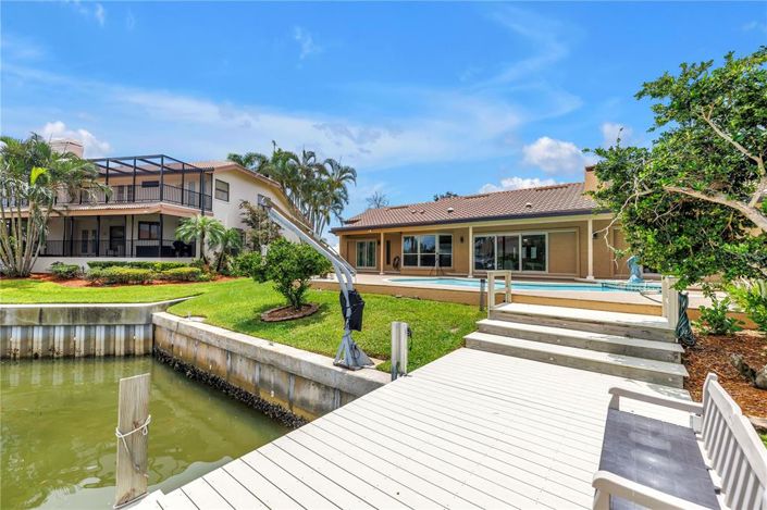 Image No.75-3 Bed Property for sale