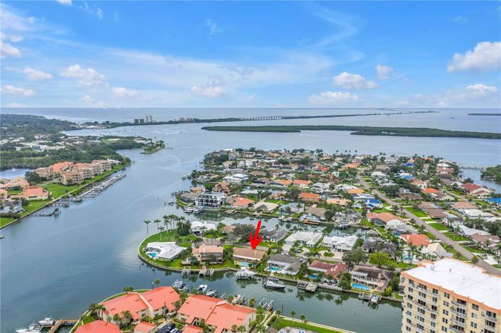 Image No.87-3 Bed Property for sale