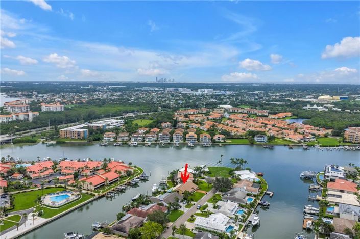 Image No.90-3 Bed Property for sale