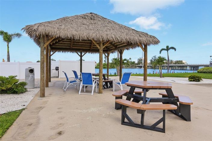 Image No.30-2 Bed Property for sale