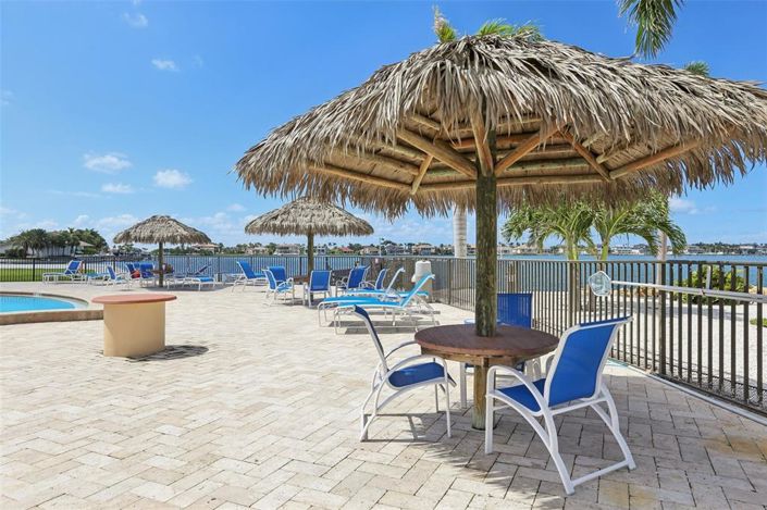 Image No.34-2 Bed Property for sale