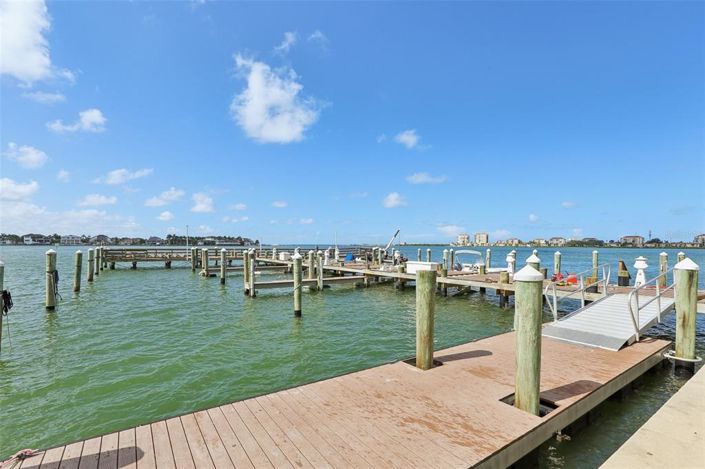 Image No.35-2 Bed Property for sale