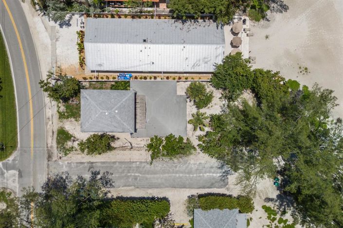 Image No.12-4 Bed Property for sale