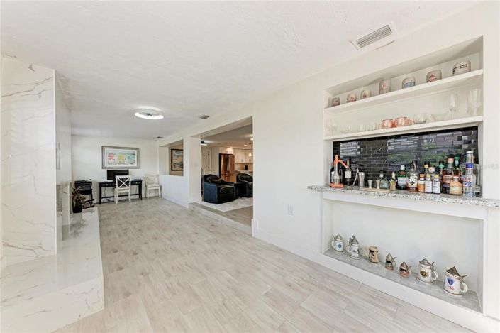 Image No.32-2 Bed Property for sale