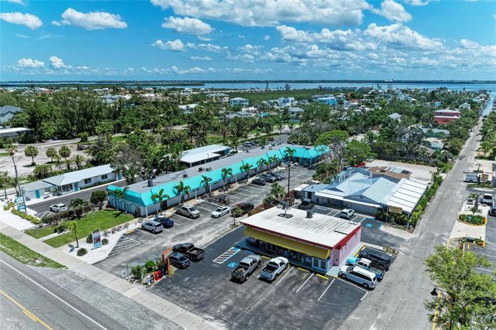 Image No.56-2 Bed Property for sale