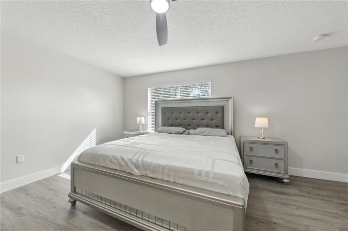 Image No.15-4 Bed Property for sale