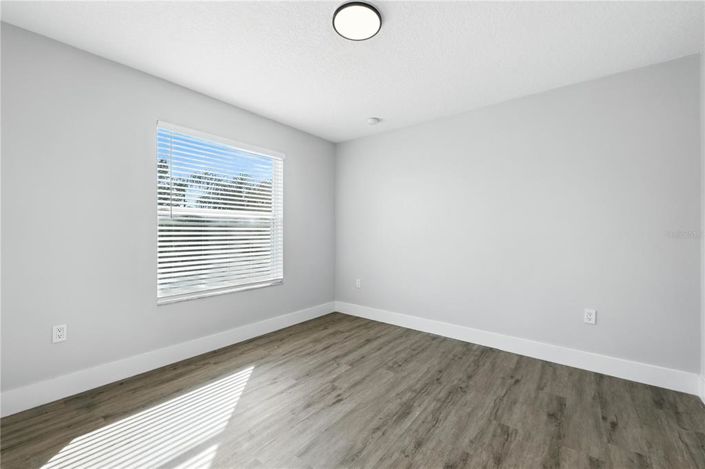 Image No.20-4 Bed Property for sale