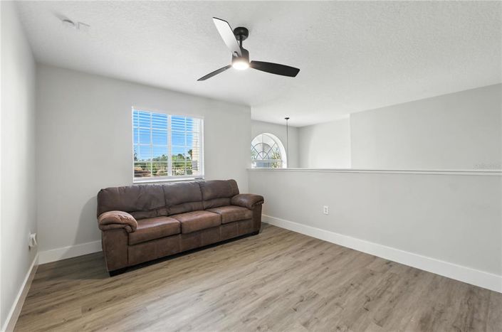 Image No.25-4 Bed Property for sale