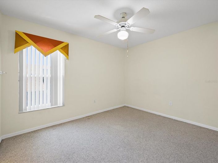 Image No.35-6 Bed Property for sale