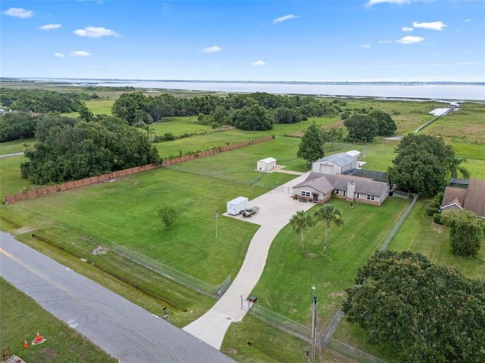 Image No.2-Propriété de 3 chambres à vendre à Kissimmee