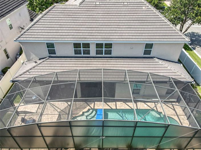 Image No.66-5 Bed Property for sale