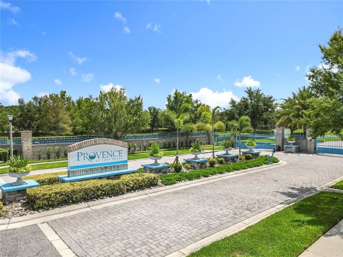 Image No.69-5 Bed Property for sale