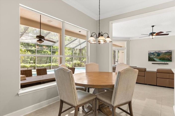 Image No.14-5 Bed Property for sale