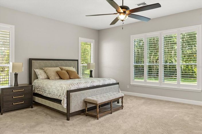 Image No.19-5 Bed Property for sale