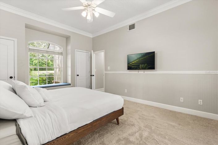 Image No.22-5 Bed Property for sale