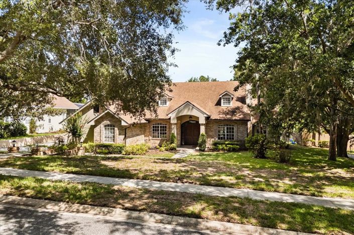 Image No.3-5 Bed Property for sale