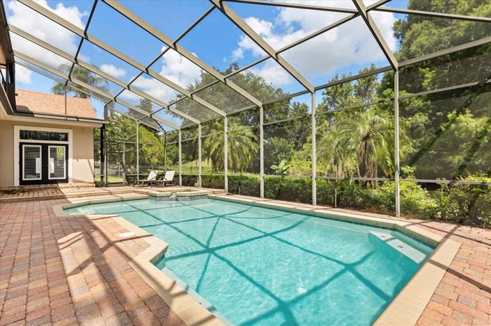 Image No.39-5 Bed Property for sale