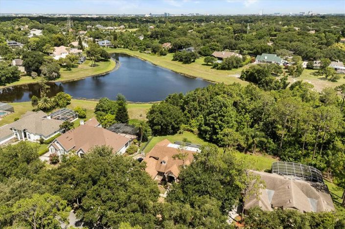 Image No.4-5 Bed Property for sale