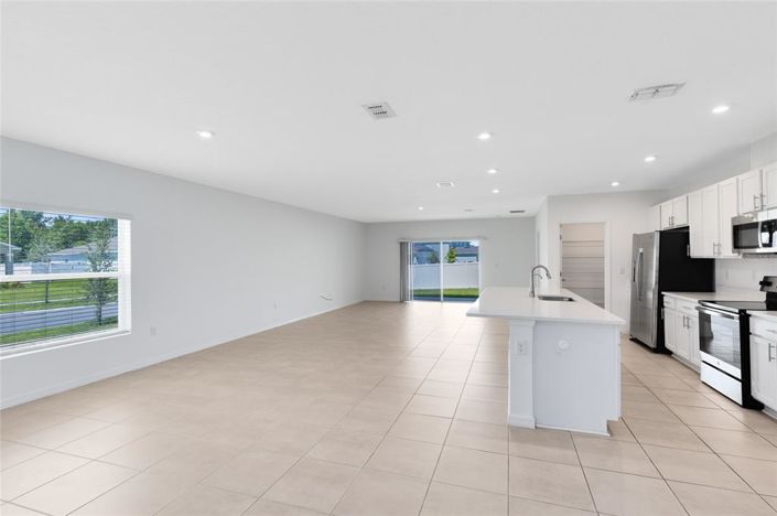 Image No.5-4 Bed Property for sale