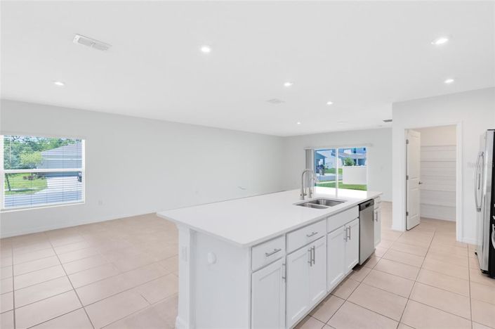 Image No.7-4 Bed Property for sale