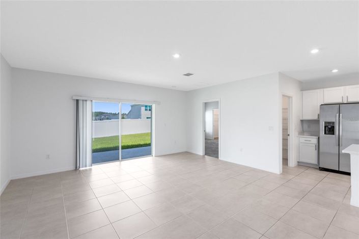 Image No.9-4 Bed Property for sale