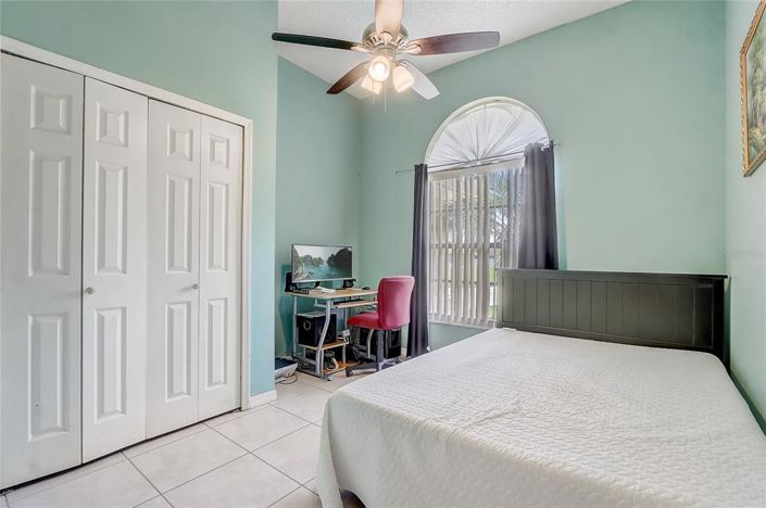 Image No.20-4 Bed Property for sale