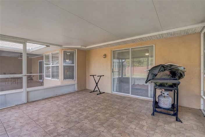 Image No.25-4 Bed Property for sale