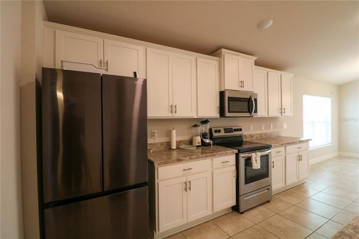 Image No.12-3 Bed Property for sale