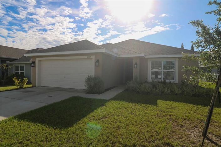 Image No.2-3 Bed Property for sale