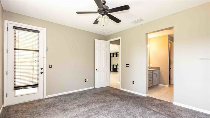 Image No.21-3 Bed Property for sale