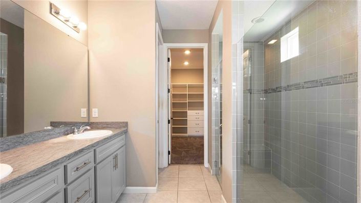 Image No.22-3 Bed Property for sale