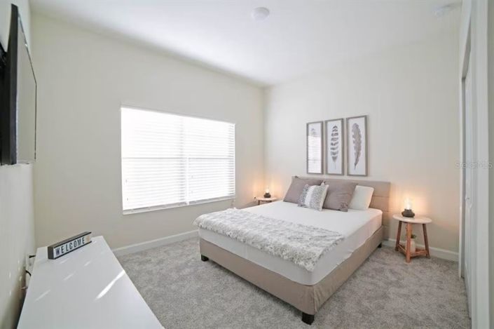 Image No.16-5 Bed Townhouse for sale