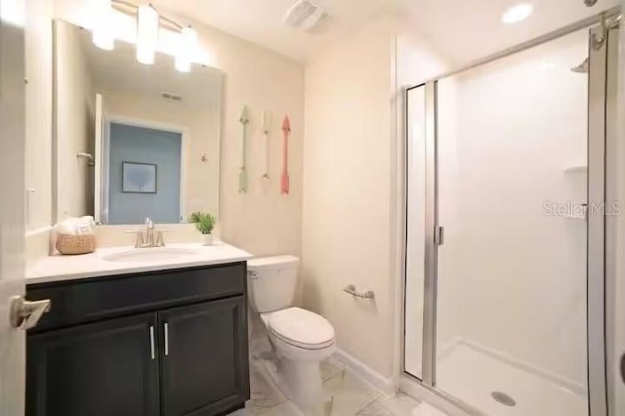 Image No.20-5 Bed Townhouse for sale