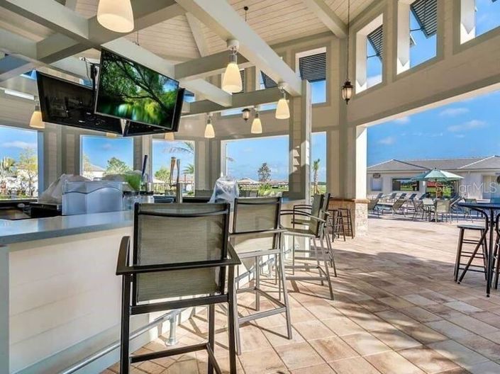 Image No.24-5 Bed Townhouse for sale