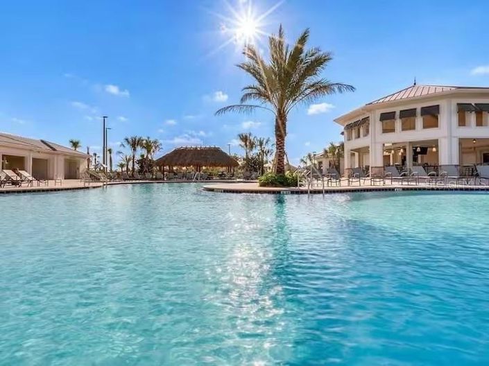 Image No.29-5 Bed Townhouse for sale