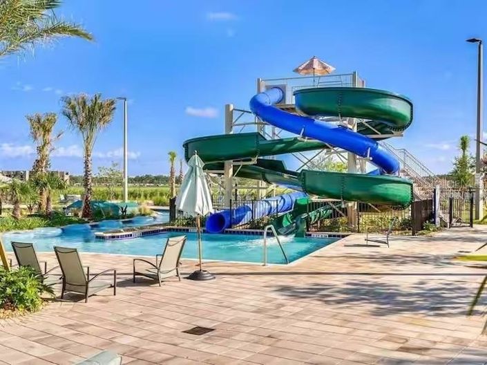 Image No.31-5 Bed Townhouse for sale